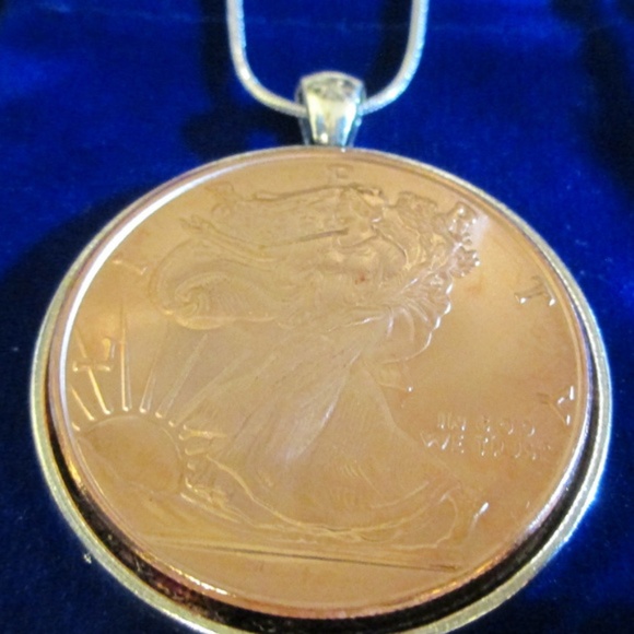 Walking Liberty Half Dollar Copper Round Necklace - Picture 3 of 6
